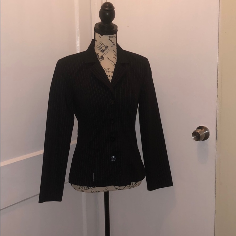 🐣🐣 10/$65 I ACCEPT OFFERS  🛍🥰🙂